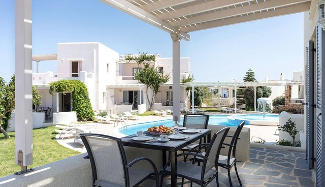 Naxos Relaxing Sea View Maisonette with Pool 4
