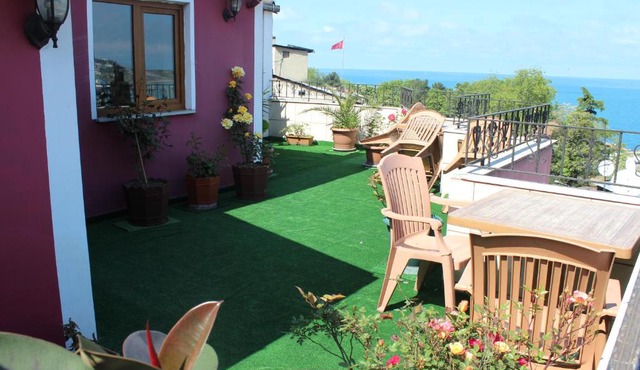 Nazar Hotel