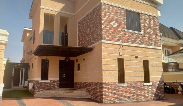 Nduson Crown Apartment