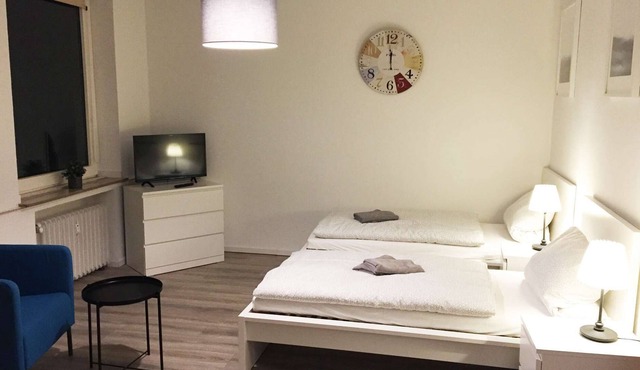 NE15 Nice and cozy apartment with Wifi and balcony