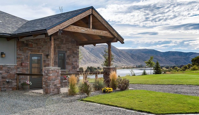 Near Bozeman~Modern Rustic Retreat~Private Guest House~On the Missouri River