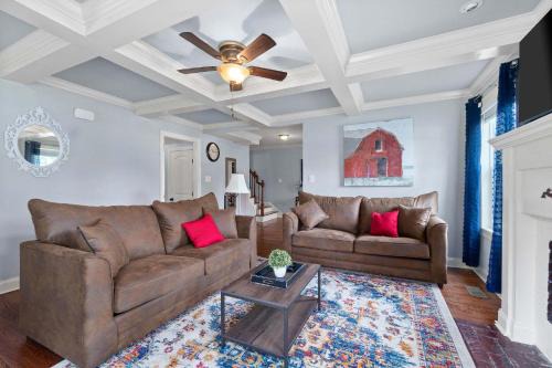 Near Campbell & Downtown - Cottage & Carriage House