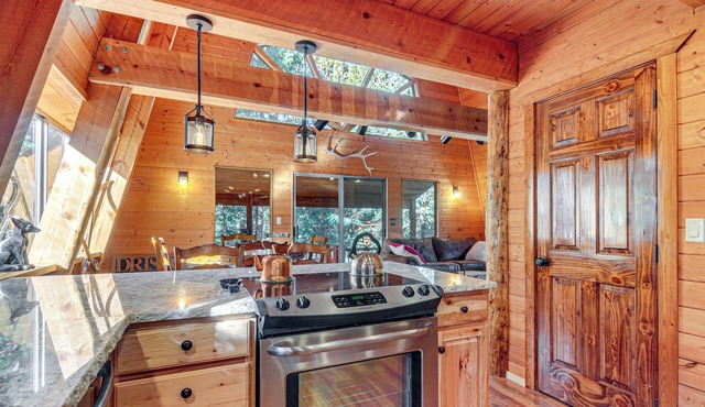 Near National Parks: Duck Creek Cabin Retreat