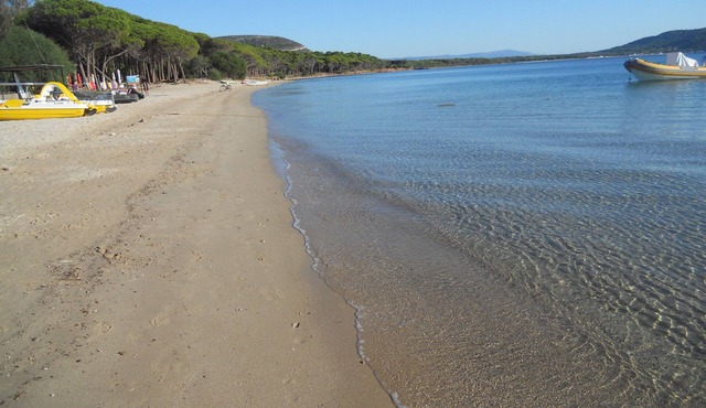 Near the beach, the ideal base for a pleasant holiday, free wi-fi.