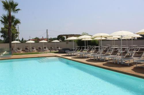 Neas Resort