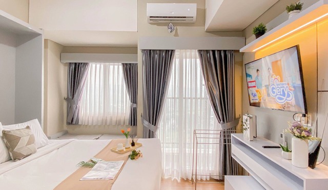 Neat And Cozy Studio Unit At Lrt City Sentul - Royal Sentul Park