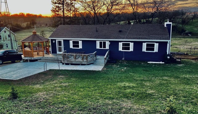 Need more space check out Ranch style farmhouse with a lower level suite