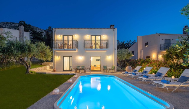 Nefeli villas - Green House