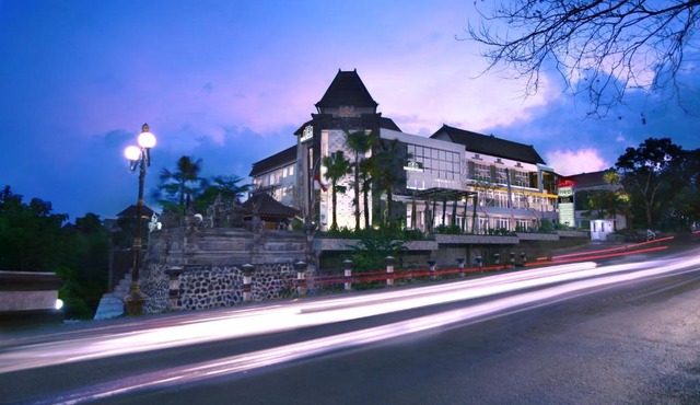 Neo Denpasar by ASTON