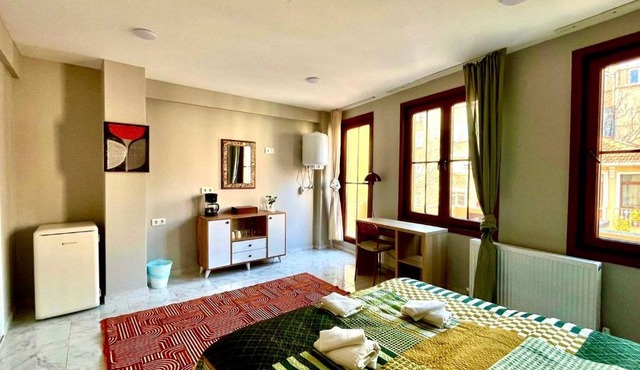 Nest Studio Apartments
