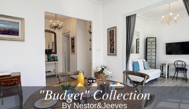 Nestor&Jeeves - LAVINIA - Central - Close sea