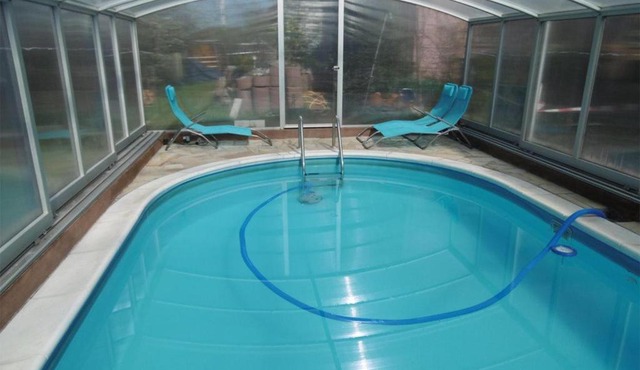 NEU Ferienhaus mit Poolhalle und Sauna
