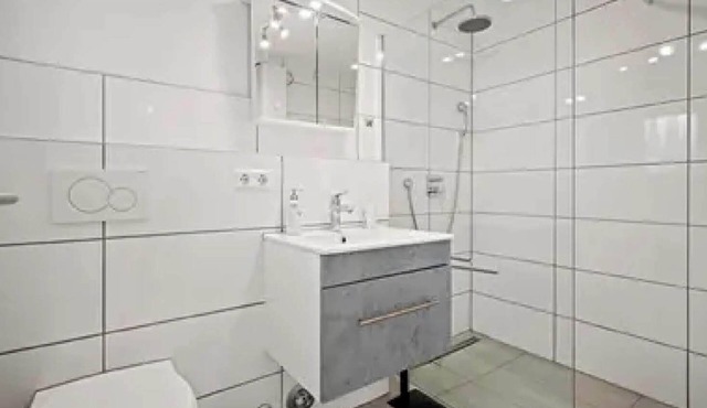 Neue, Helle Wohnung mit Bodenseeblick