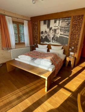 Neumaier's Hotel