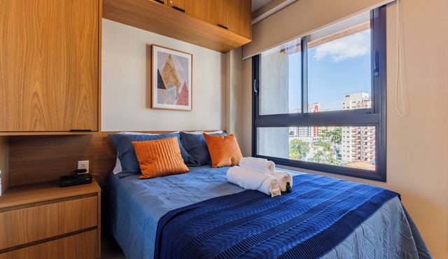 NEW AND MODERN STUDIO 400 METERS FROM THE METRO