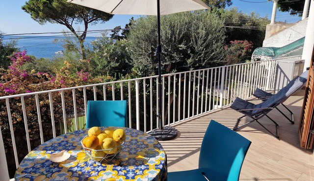 New apartment 100 meters from the sea