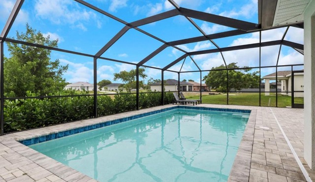 New Build With Heated Pool! Perfect for 2 families!