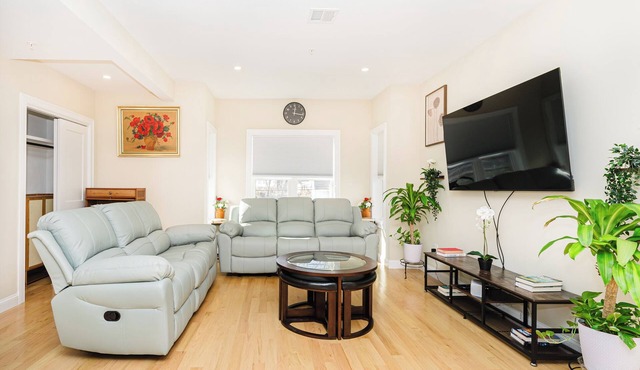 New Built & Modern 3BR Boston w/Parking, Pet Friendly near Franklin Park 602