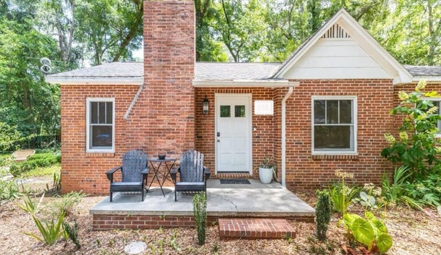 NEW! Charming 2-Bedroom House - 0.8 Mile Walk to Stadium and Midtown!
