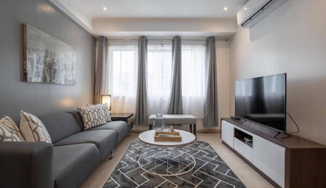 New! Comfortable 2 Bedroom in Central BGC