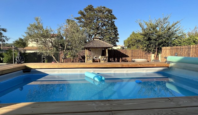New comfortable 3 bedroom villa with swimming pool in Sollies pont 15kms from the beaches