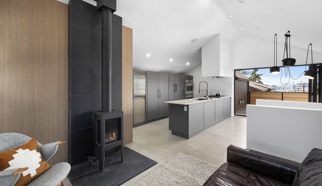 New Construction; 2000 sqft House off Commercial Drive - Mountain and City Views