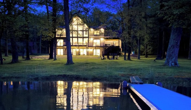New Construction! 7 bedroom luxury lakefront home in golf neighborhood!