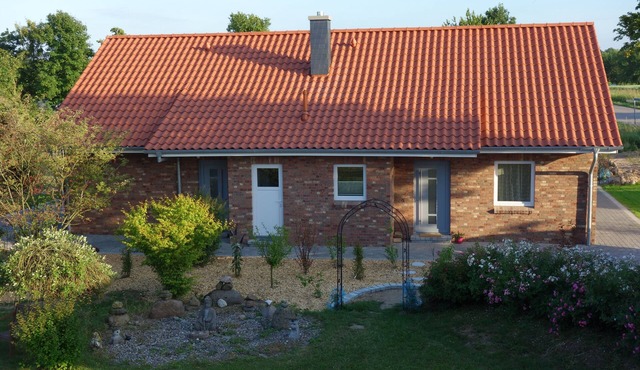 NEW CONSTRUCTION - Landhausferien with near-natural garden near the Baltic Sea u. quiet village location