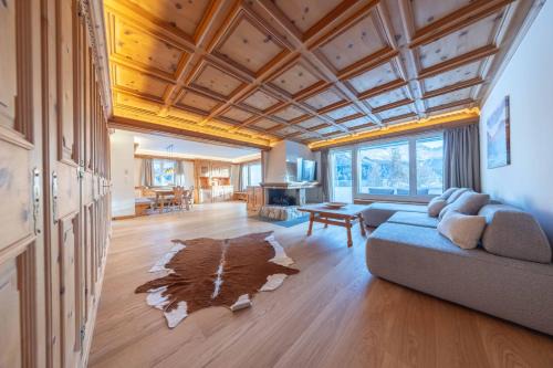 NEW Engadine Alpine Apartment - Pool & Sauna