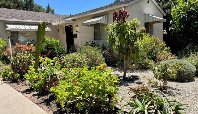NEW HOST! Charming 3-bed Santa Barbara home w AC, WiFi, Garden Oasis, near sea
