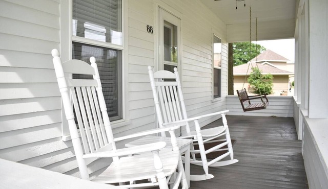 New Kitchen,FirePit,FamFriendly,Sleeps10:LakeLux