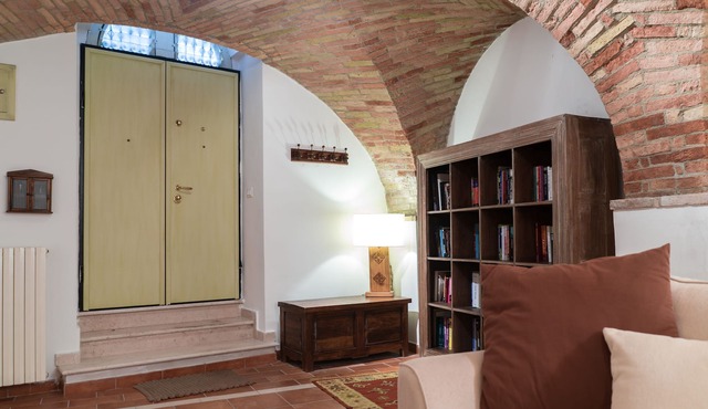 ★NEW LISTING Cozy & Charming Historical Centre 2BR
