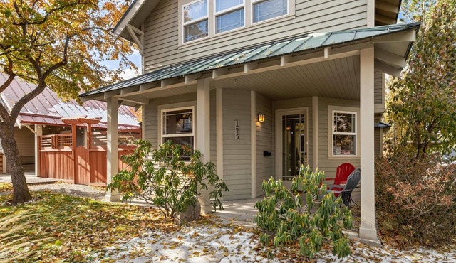New Listing! Downtown Bend Studio | Walk Everywhere