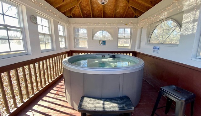New Listing Paradise Foundhot Tubpoolmore