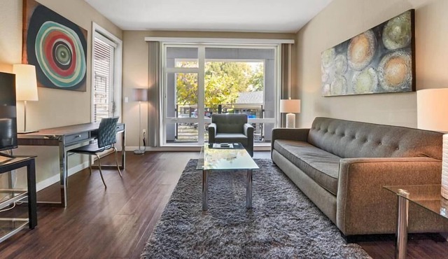 New Listing! Spacious 2BR w/Full Kitchen | Mountain View