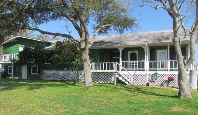 *NEW LISTING* The Grand Creek Retreat Sleeps 13