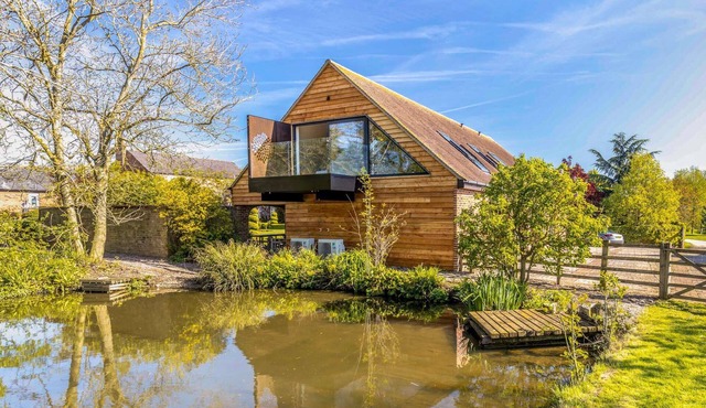 NEW Luxury Countryside Retreat for Family and Friends