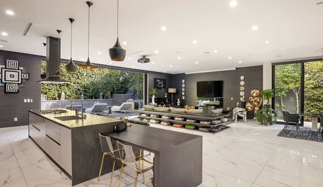 NEW Modern Oasis off Melrose - Rooftop - Pool