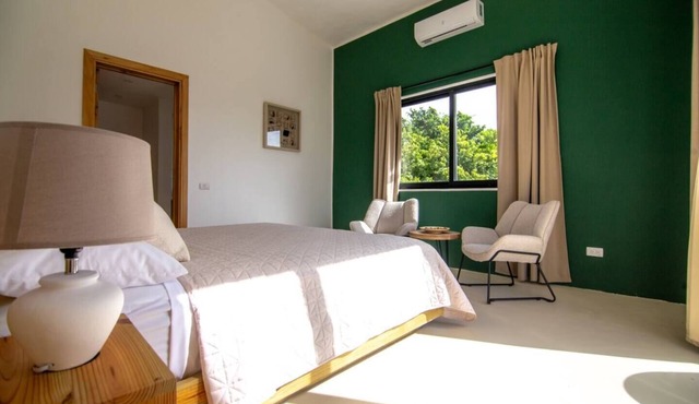New OceanView Boutique Hotel- Suite 7