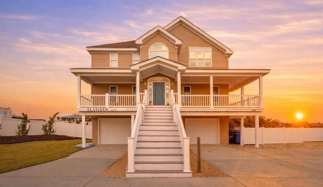 New Oceanview Heated Pool Steps to Beach