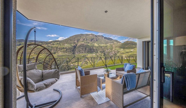 New Opening - "Apartment 16" with Mountain View, Terrace & Wi-Fi