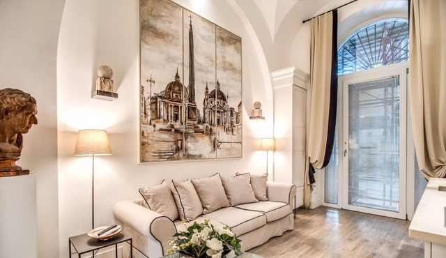 NEW: Popolo Square elegant apartment