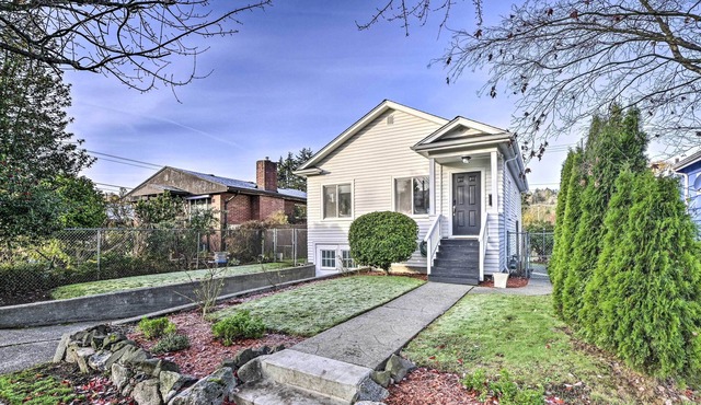 NEW! Quaint Seattle Getaway, 4 Mi to Alki Beach!