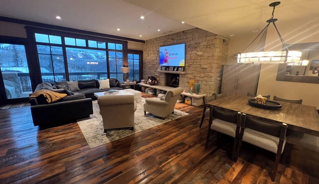 New Ultra-Luxury Upper Deer Valley Ski in/Out Condominium.