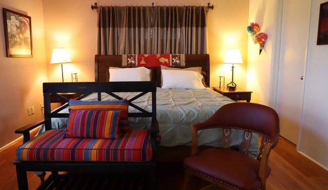 New: Upstairs Apartment, FREE Local Attractions Coupon Book