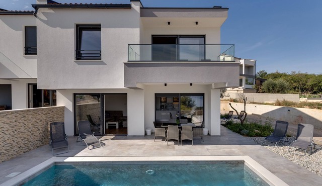 New villa with pool, sandy beach, sea view - TRAVELER Reiseburo Krk- ID 2399