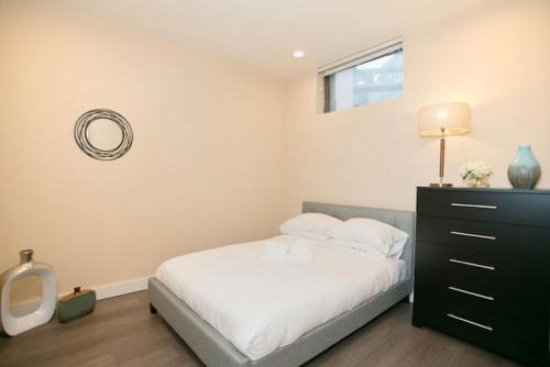Newly Designed Loft - Fast Wifi - Pet Friendly