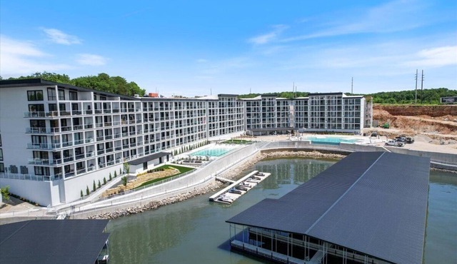 Newly Designed Topsider Condo w/Beautiful Main Channel Views