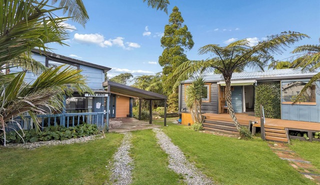 Newly renovated beach studio loft on cycle trail