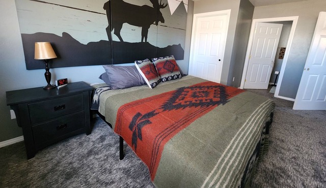 Newly Renovated in Kanab Southern Utah! < hour to Bryce, Zion